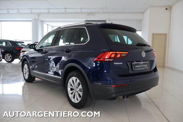 VOLKSWAGEN Tiguan usata, con Airbag laterali