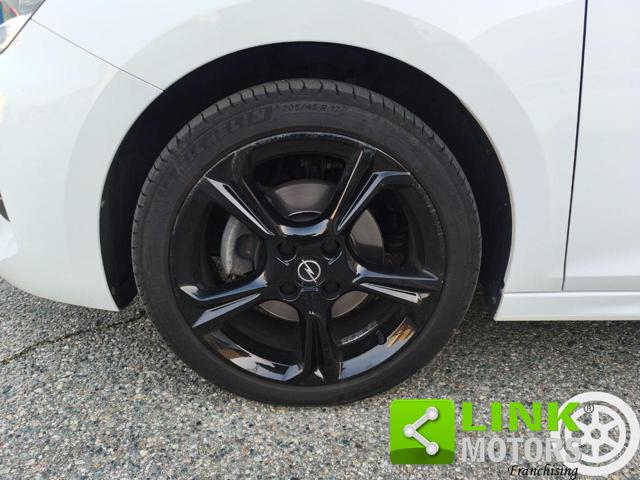 OPEL Corsa usata, con Specchietti laterali elettrici