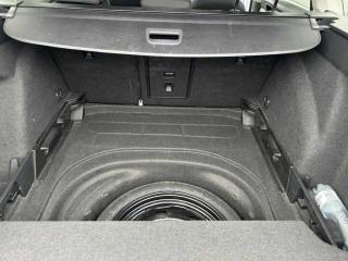 VOLKSWAGEN Golf Variant usata, con USB