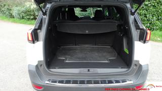 PEUGEOT 5008 usata, con Android Auto