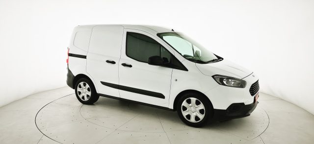 FORD Transit Courier usata, con Volante multifunzione