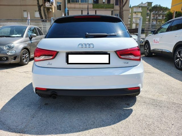 AUDI A1 usata, con Autoradio