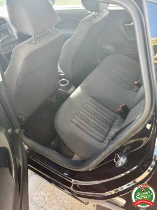 VOLKSWAGEN Polo usata, con USB