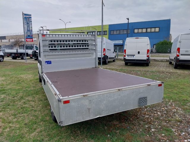 PEUGEOT Boxer usata, con ESP