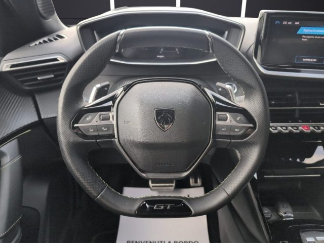 PEUGEOT 2008 usata, con Autoradio digitale