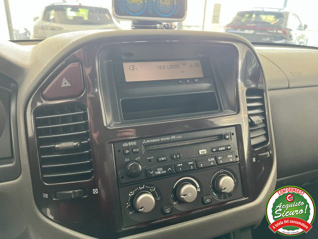 MITSUBISHI Pajero usata, con Bracciolo