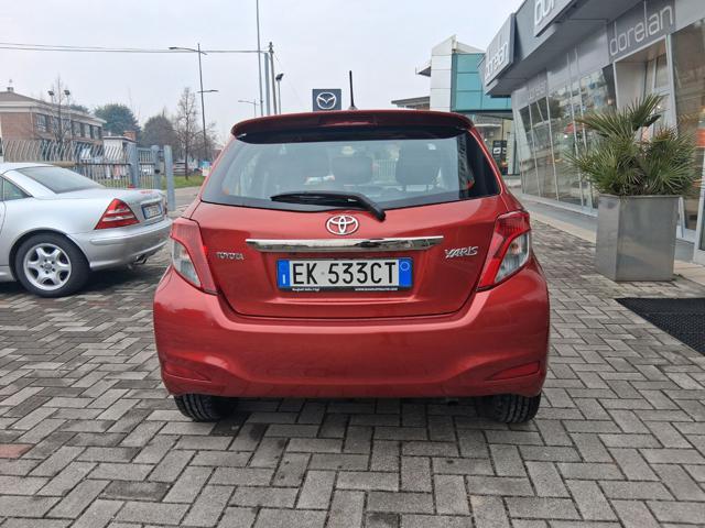 TOYOTA Yaris usata, con Alzacristalli elettrici
