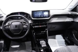 PEUGEOT 208 usata, con Sensori di parcheggio posteriori