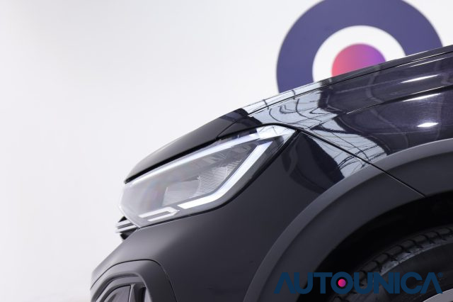 VOLKSWAGEN Taigo usata, con USB