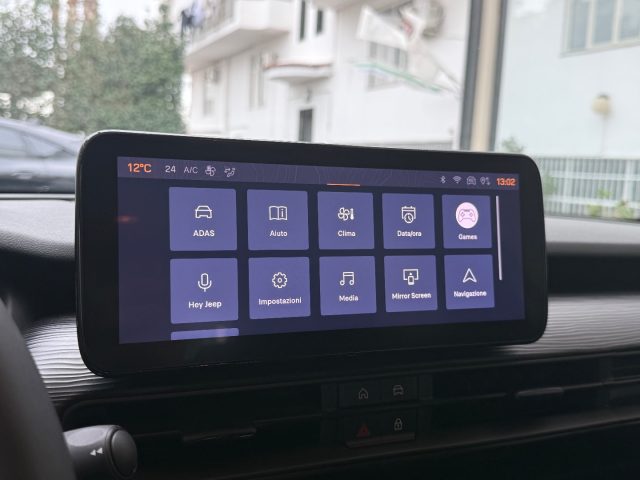 JEEP Avenger usata, con Touch screen