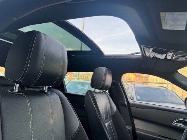 LAND ROVER Range Rover Velar usata, con Boardcomputer