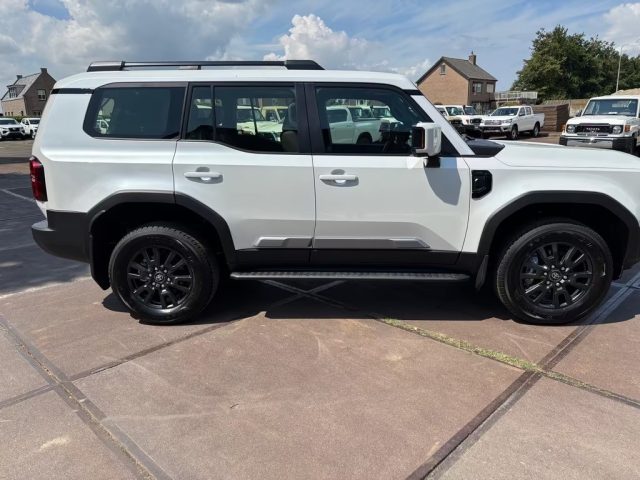 TOYOTA Land Cruiser usata, con Airbag Passeggero