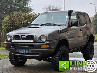 NISSAN Terrano usata 21