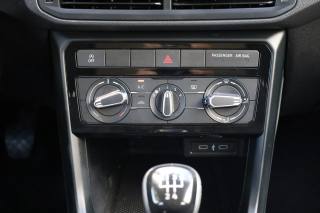 VOLKSWAGEN T-Cross usata 65