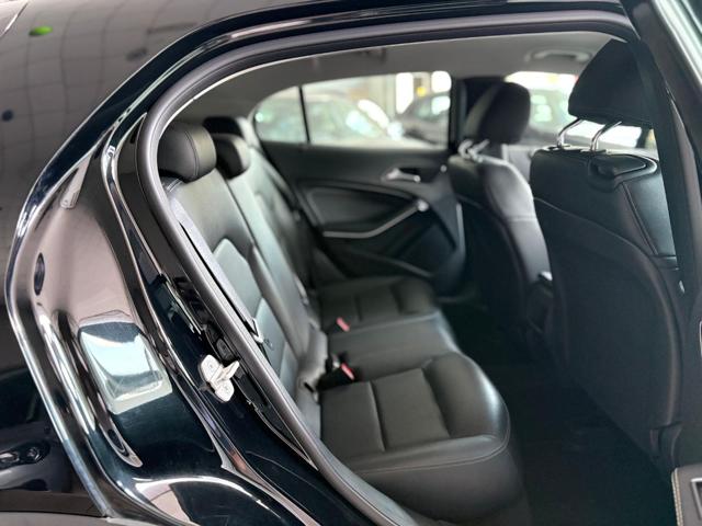 MERCEDES-BENZ GLA 180 usata, con Bracciolo