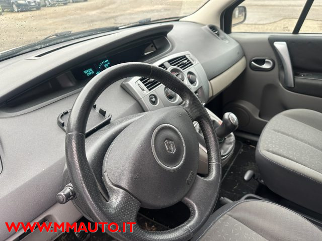 RENAULT Scenic usata, con Autoradio