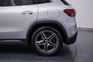 MERCEDES-BENZ GLA 200 usata 36