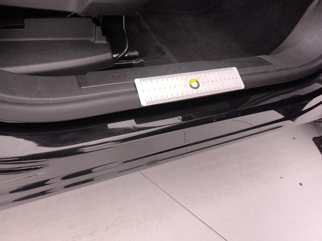 PEUGEOT 5008 usata, con Freno di stazionamento elettrico