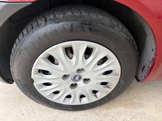 FIAT Punto usata, con Isofix