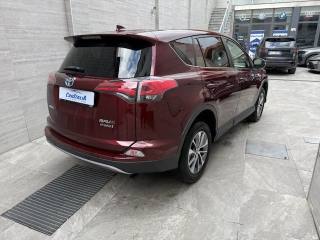 TOYOTA RAV 4 usata, con Alzacristalli elettrici
