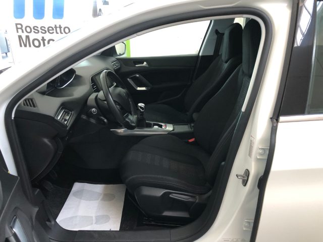 PEUGEOT 308 usata, con Specchietti laterali elettrici