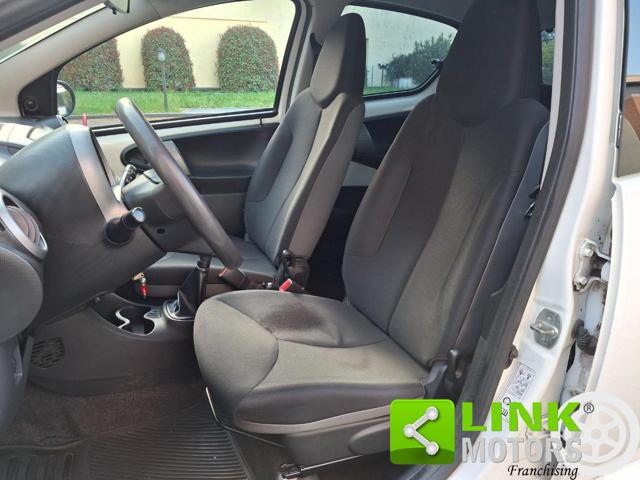 TOYOTA Aygo usata, con Chiusura centralizzata