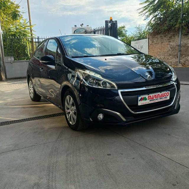 PEUGEOT 208 usata, con Alzacristalli elettrici