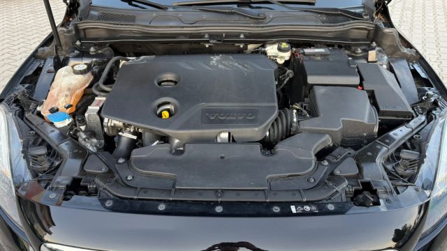 VOLVO V40 Cross Country usata, con Bluetooth