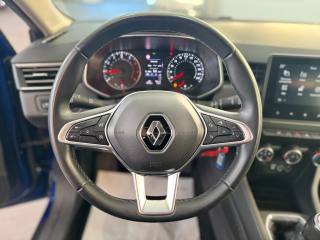 RENAULT Clio usata, con Luci diurne LED