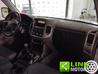 MITSUBISHI Pajero usata 29