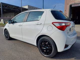 TOYOTA Yaris usata, con Controllo automatico clima