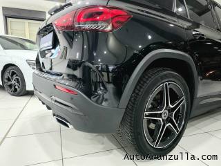 MERCEDES-BENZ GLA 200 usata, con Fari LED