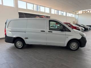 MERCEDES-BENZ Vito usata, con Alzacristalli elettrici