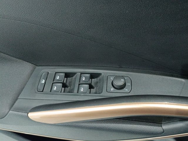 SKODA Fabia usata, con Bluetooth