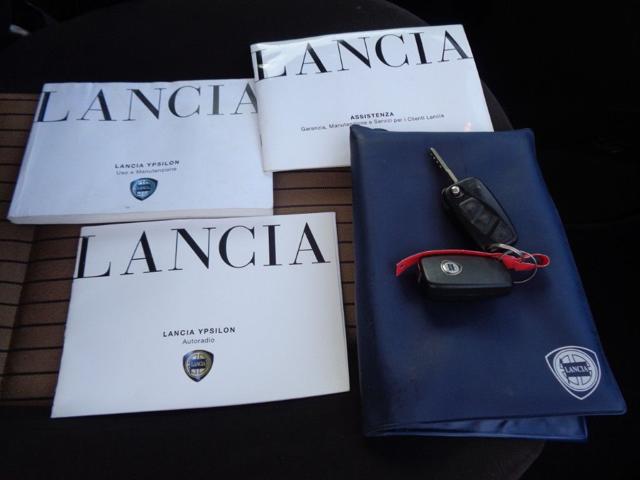 LANCIA Ypsilon usata, con Lettore CD