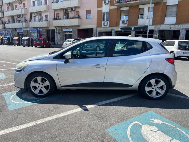 RENAULT Clio usata, con Controllo trazione