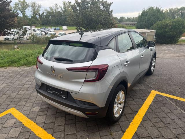 RENAULT Captur usata, con Autoradio