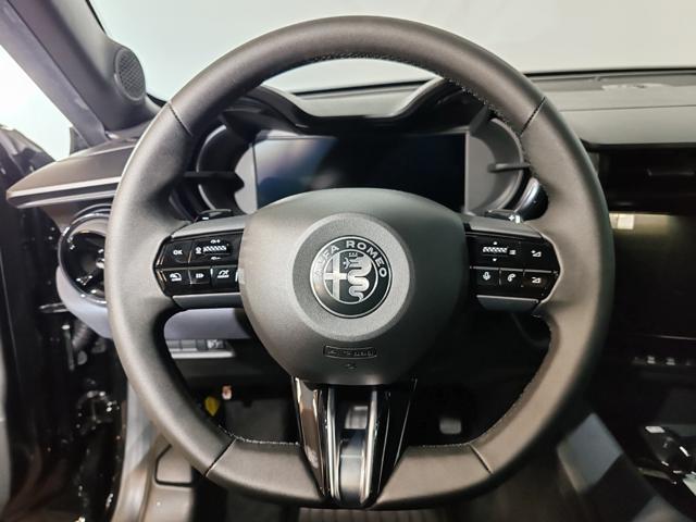 ALFA ROMEO Junior usata, con Cerchi in lega