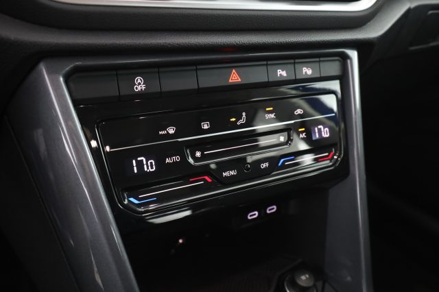 VOLKSWAGEN T-Roc usata 11