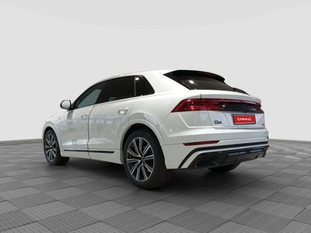 AUDI Q8 usata 2