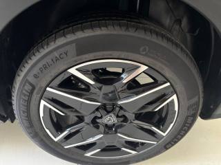 PEUGEOT 3008 usata, con Vetri oscurati