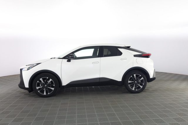 TOYOTA C-HR usata 6