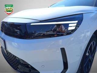 OPEL Corsa usata, con Fari LED