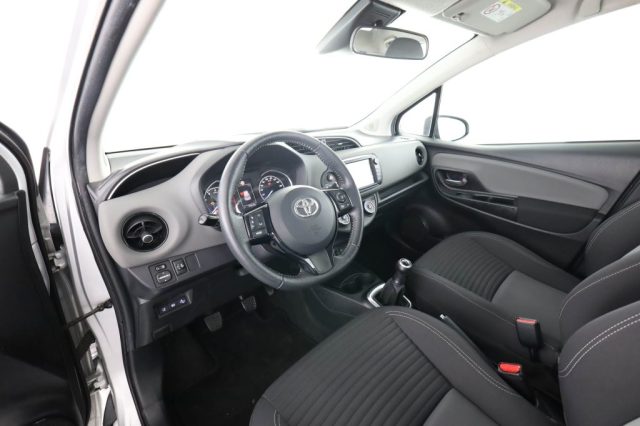 TOYOTA Yaris usata 1