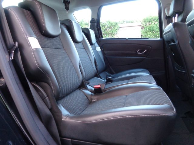 RENAULT Scenic usata, con Cerchi in lega