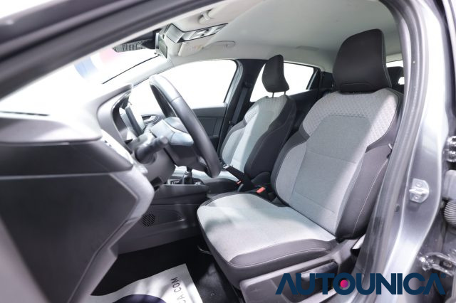 RENAULT Clio usata, con Autoradio