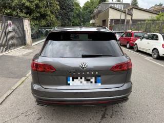 VOLKSWAGEN Touareg usata, con Antifurto