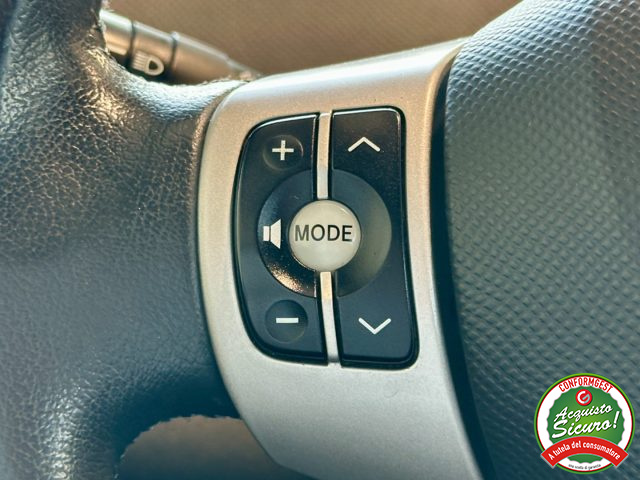 TOYOTA Yaris usata, con Sedile posteriore sdoppiato
