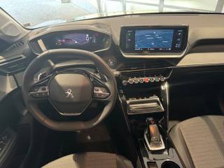 PEUGEOT 208 usata, con USB