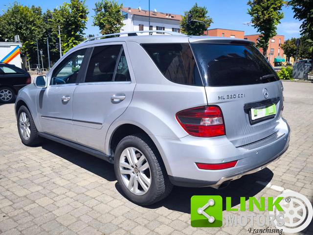 MERCEDES-BENZ ML 320 usata, con Airbag laterali